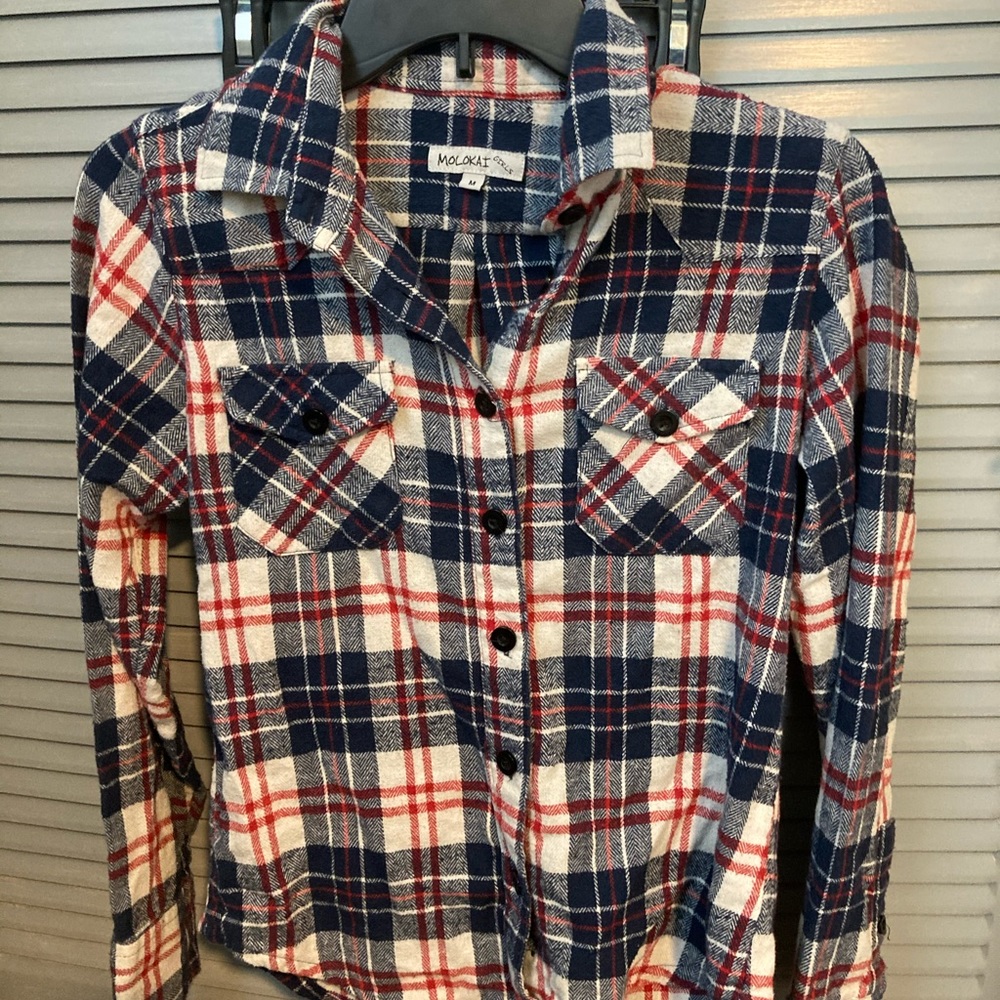 Girls’ medium plaid shirt